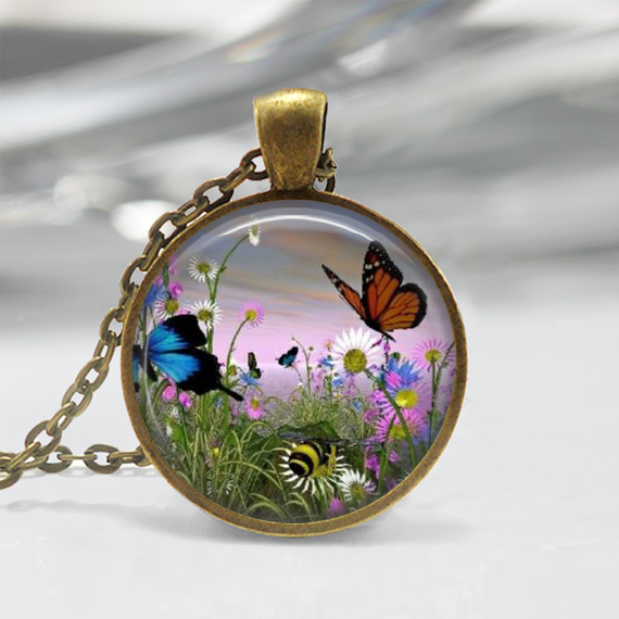 1 Inch Round Pendant Tray - Beautiful Butterfly